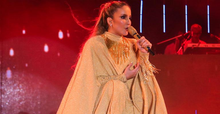 Claudia Leitte retoma carreira musical após nascimento de Bela com álbum ‘Bandera Move’