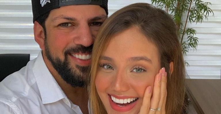 Sorocaba anuncia que vai ser pai do primeiro filho com a modelo Biah Rodrigues: ”Agora somos 3!”