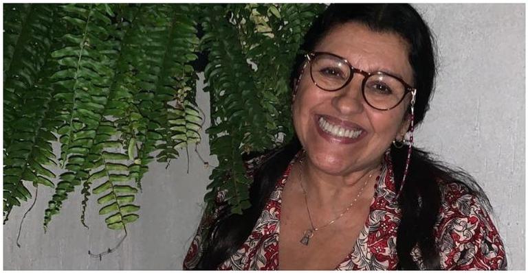 Fãs comparam Regina Casé e sua personagem, Lurdes: ”A casa da Lurdes é o verdadeiro Esquenta”