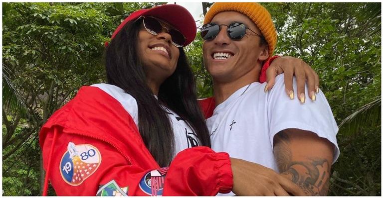 Mc Rebecca posta foto beijando Nakagima e arranca suspiros na web