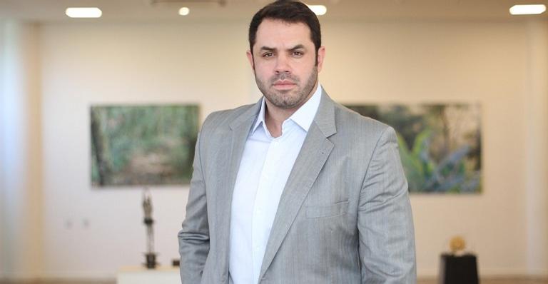 O médico que está revolucionando o emagrecimento e a longevidade