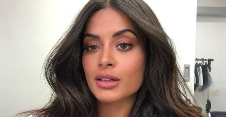 Aline Riscado posa completamente nua em cachoeira do Jalapão e impressiona internautas