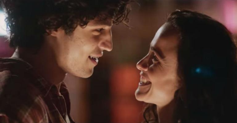 Filme inspirado na música de Renato Russo, ‘Eduardo e Mônica’ ganha seu primeiro trailer e anima fãs