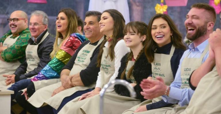 SBT prepara Bake Off especial com competição de famosos em edição de Natal
