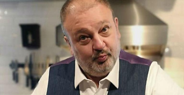 De ternos iguais, Erick Jacquin se declara para o filho em seu aniversário e encanta web