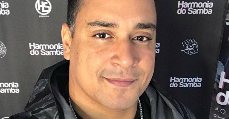 Xanddy parabeniza filho pelos 16 anos: ”Já usa minhas roupas e até meus sapatos”