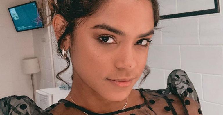Lucy Alves posa de biquíni com a irmã e deixa seguidores babando