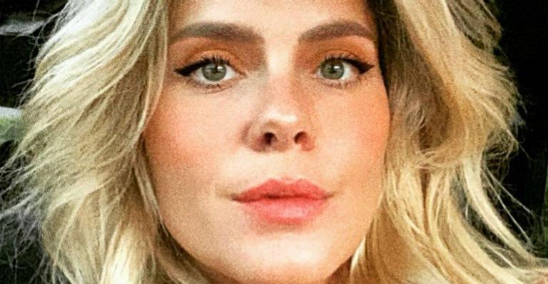 Carolina Dieckmann surge de vestidinho com 16 anos em clique raríssimo de novela antiga