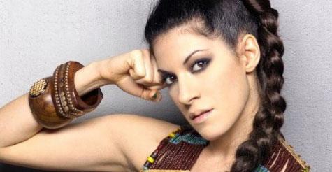 Giulia Aramà revela que dedicou álbum inteiro de música para seu ex!