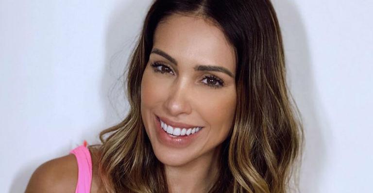 Bella Falconi compara registro da infância com a caçula e surpreende web com semelhança