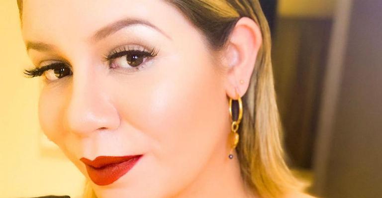 Marília Mendonça mostra o recém-nascido, Léo, dormindo e arranca risadas com brincadeira na web