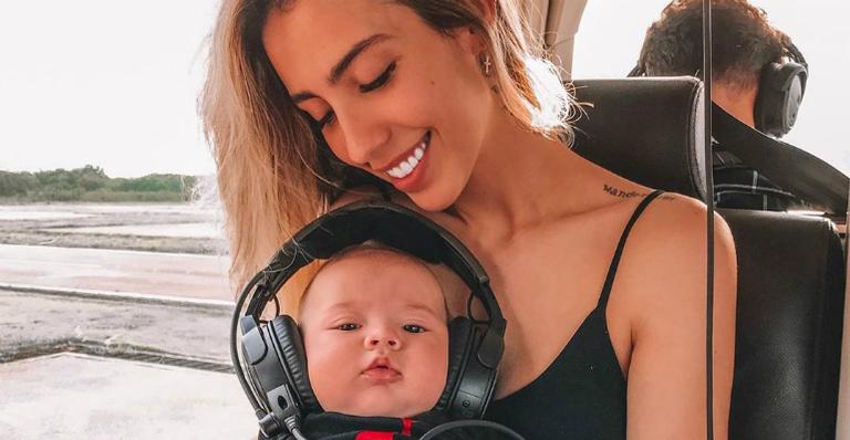 Gabi Brandt surge em momento íntimo com o filho e encanta web: ”Perfeitos”