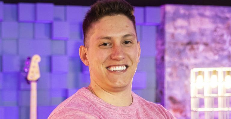 Jackson Follmann agradece nas redes sociais após vencer Popstar: ”Vocês estão no meu coração”