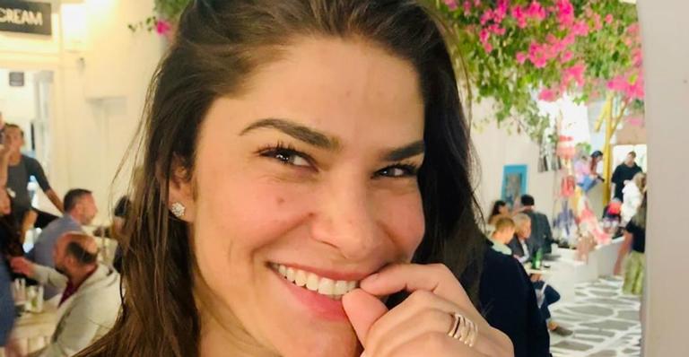 Priscila Fantin posa de biquíni e faz agradecimento a 2019: ”Hoje somos mais fortes que ontem!”
