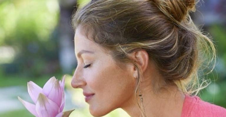 Gisele Bündchen compartilha linda mensagem de ano novo para seus seguidores
