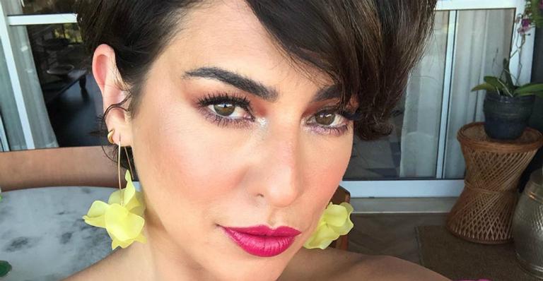 Fernanda Paes Leme posa ao lado do irmão e brinca: ”Pra mamãe ver”