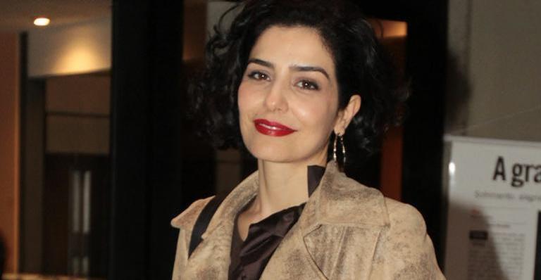 Leticia Sabatella exibe clique raríssimo da filha de 27 anos e choca web: ”Linda!”