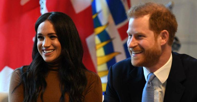Príncipe Harry e Meghan Markle revelam que vão abrir mão dos privilégios da Família Real Britânica