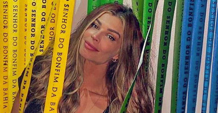 Grazi Massafera parabeniza a sobrinha e seguidores se chocam com a semelhança: ”Iguais!”