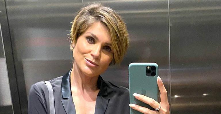 Ao som do musical Chicago, Flávia Alessandra dança ao lado de amigo: ”Bailarina de novo”
