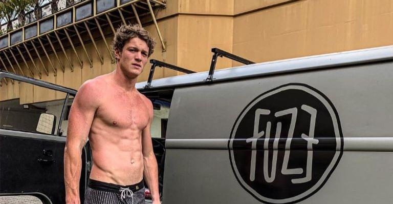 Pedro Novaes reúne Letícia Spiller e a irmã caçula em clique para lá de amoroso: ”Meus diamantes”