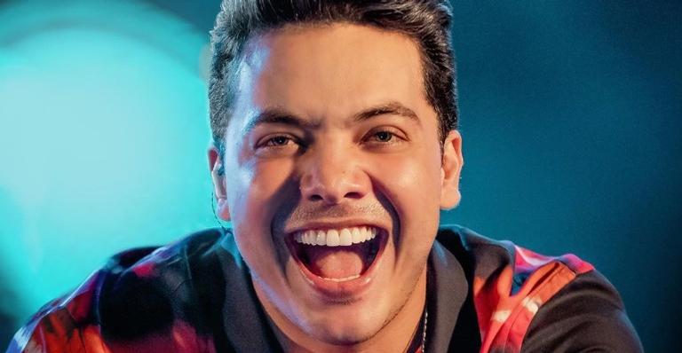 Wesley Safadão diverte seguidores com registro do passado