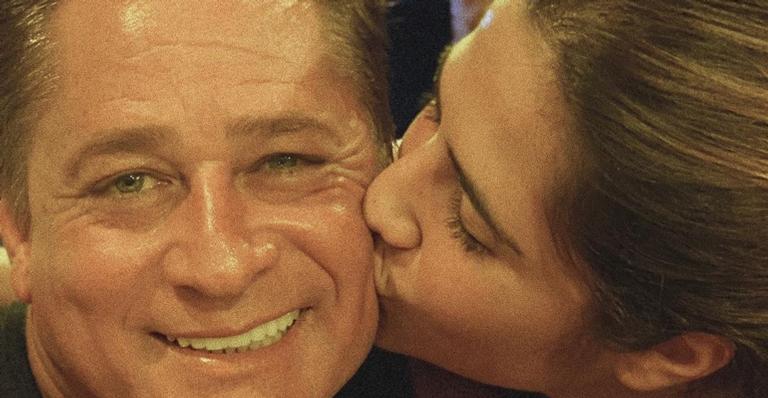 Após desavenças, filha de Leonardo exibe foto fofa com o cantor, se declara e semelhança impressiona