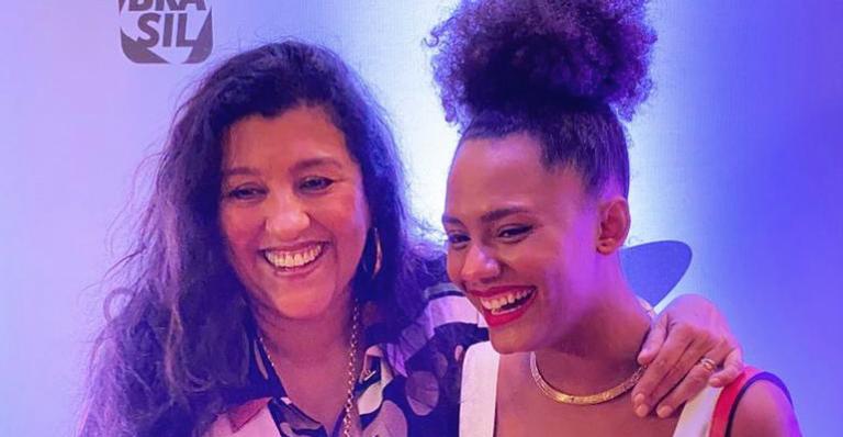 Regina Casé dá detalhes sobre cena emocionante entre Lurdes e Camila em ‘Amor de Mãe’