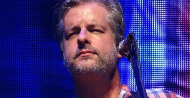 Irmã de Victor Chaves sai em defesa do sertanejo e detona ex-cunhada: ”Deveria se desculpar”