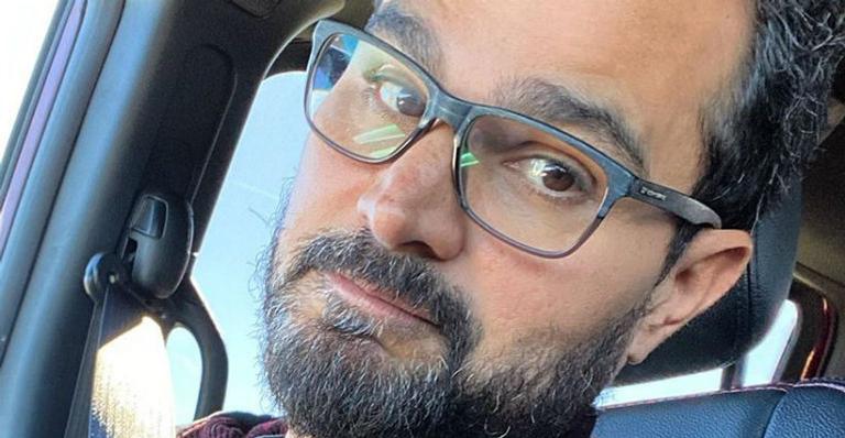 Luciano Camargo brinca até cansar com as filhas gêmeas e faz sucesso na web