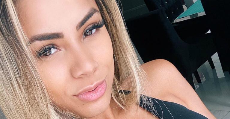Em viagem para Aspen, Lexa surpreende ao aparecer com roupa de Anitta: ”Com look da amiga”