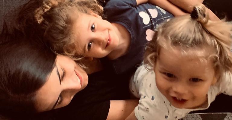 Mari Palma se derrete pela sobrinha e encanta web: ”Te ver feliz é nosso maior presente”