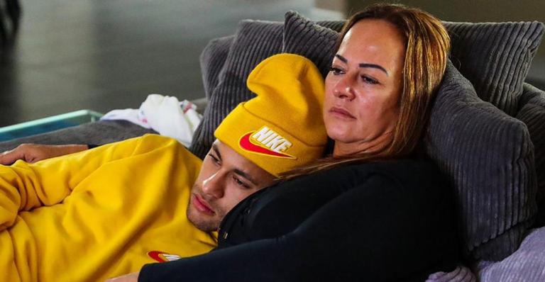 Neymar Jr. parabeniza a mãe com bela homenagem e comove web: ”Linda e maravilhosa”