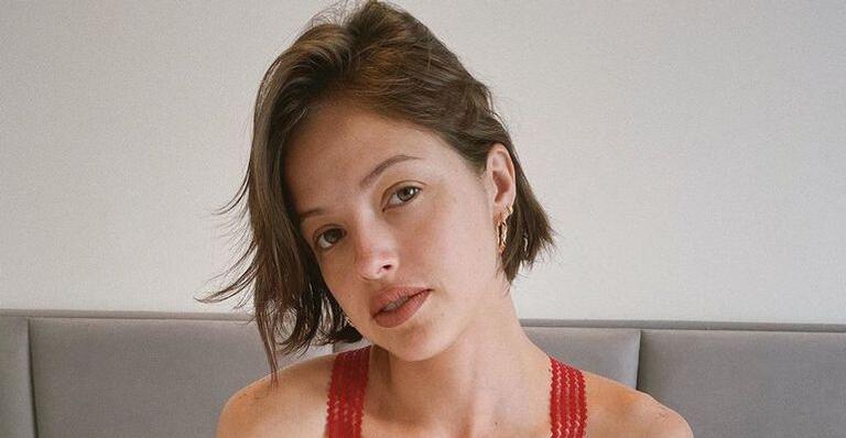 De biquíni, Agatha Moreira ostenta bumbum perfeito nas Maldivas