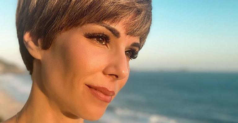 Daltônica, Ana Furtado emociona ao usar óculos para correção