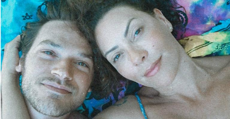 Fabíula Nascimento fala sobre seu relacionamento com Emílio Dantas: ”Não casamos no papel”