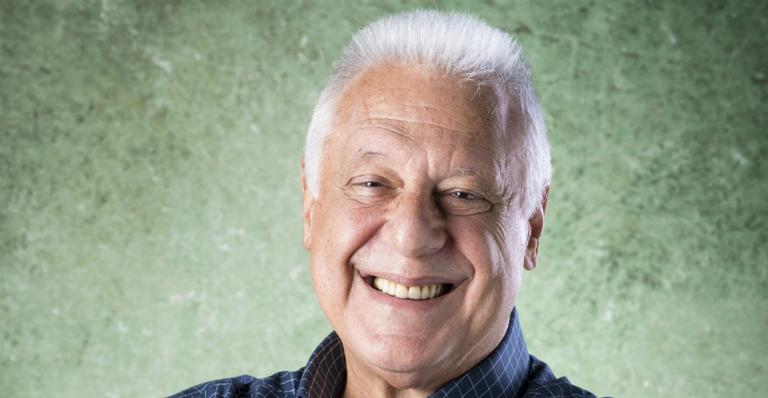 Antonio Fagundes posa ao lado de Romulo Estrela e Lucio Mauro Filho e brinca: ”Instagrammers”