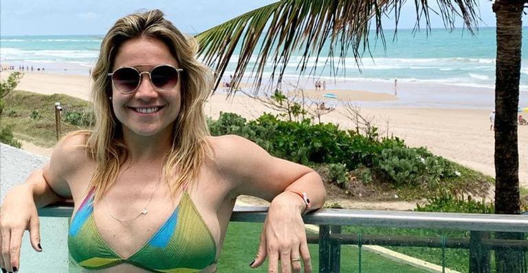 De biquíni, Fernanda Gentil surge em foto tirada há seis anos e surpreende
