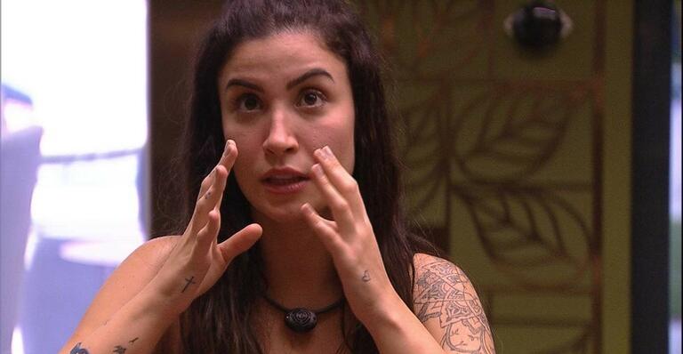 BBB 20: Bianca Andrade revela cicatrizes de sua harmonização facial