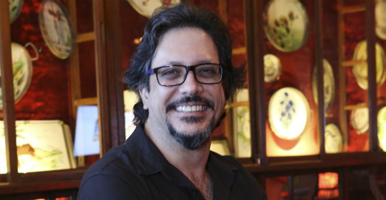 No último dia de ‘Bom Sucesso’, Lúcio Mauro Filho se declara à Valentina Vieira: ”É muito talento”