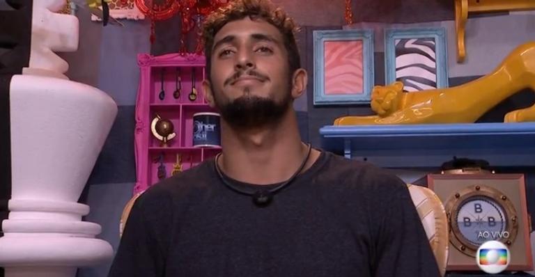 BBB 20: No primeiro paredão, Lucas Chumbo é detonado por Bruna Marquezine: ”Menos um tóxico”