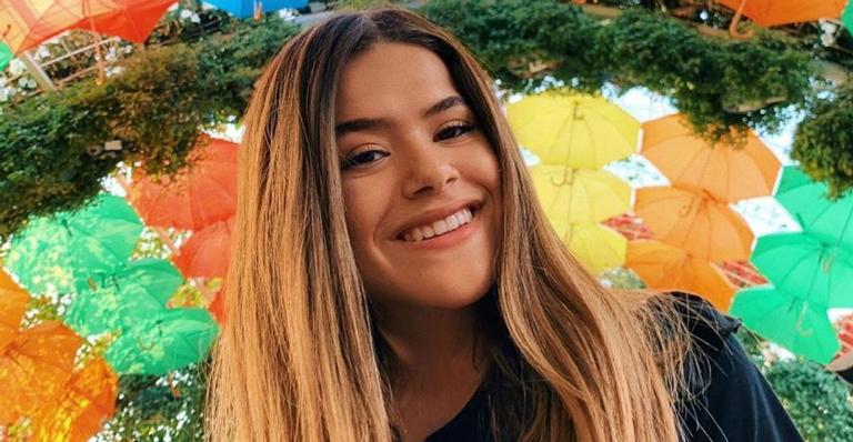 Depois de gravar um filme, Maísa Silva mostra a sua felicidade ao voltar para casa