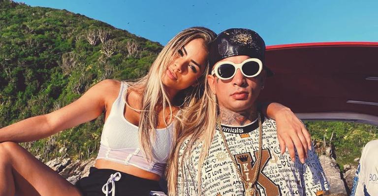 MC Guimê tenta ajudar Lexa a praticar luta e se dá mal: ”Se lascou”