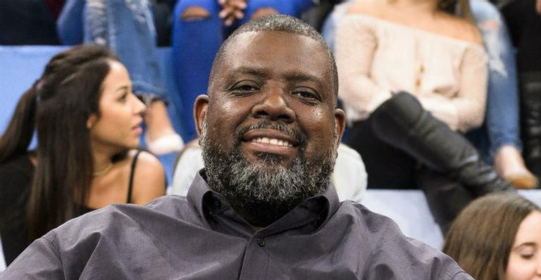 Péricles comemora nascimento da filha Maria Helena: ”O mundo é das mulheres”