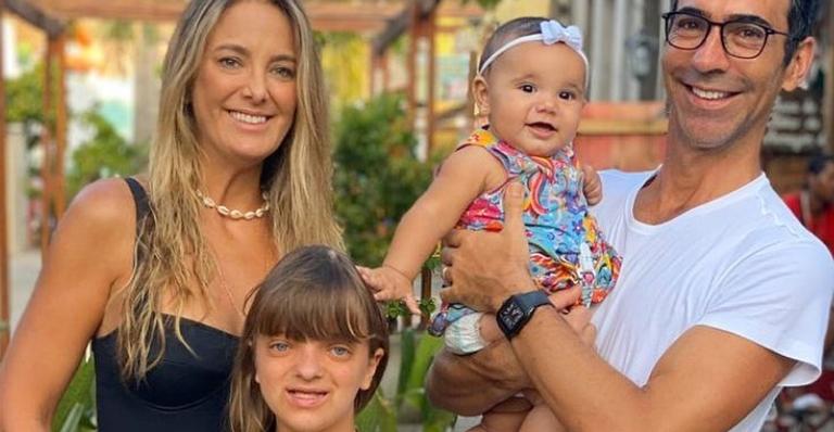 Ticiane Pinheiro pensa em ter mais um filho devido às qualidades do marido, César Tralli: ”Paizão”