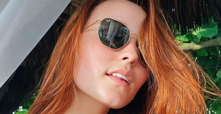 Depois de pintar o cabelo de ruivo, Larissa Manoela arranca elogios na web com novo visual