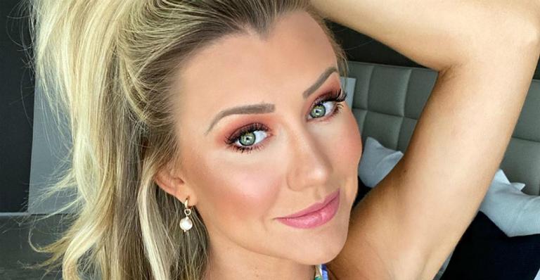 Ana Paula Siebert exibe barrigão de grávida e encanta web