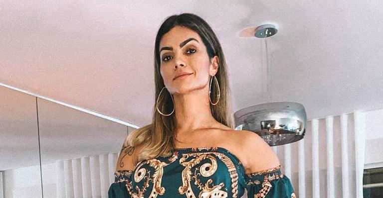 Kelly Key relembra clique ousado na piscina e fãs elogiam: ”Gata”
