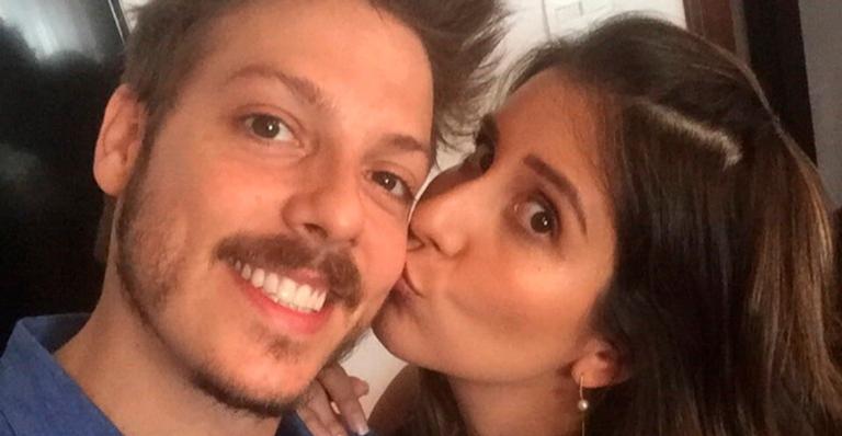 Nataly Mega registra renovação de votos com Fábio Porchat em vídeo divertido