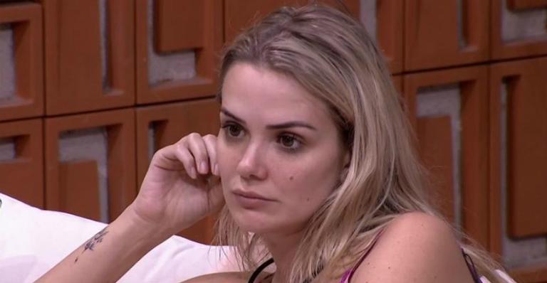 BBB20: Flayslane chama Gizelly de manipuladora e Marcela defende: ”Ela não é uma menina má”